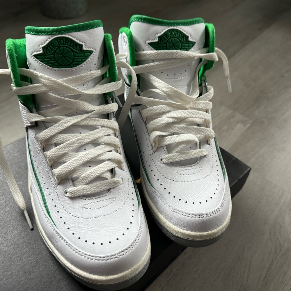 Jordan 2 - Picture 2 of 6